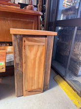 Load image into Gallery viewer, Pine cupboard (varnished)